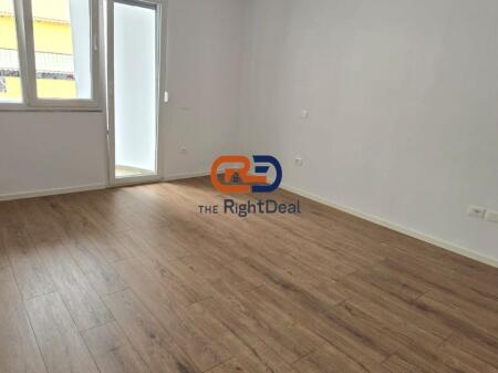 Tek Rruga E Kavajes,Perballe Delijorgjit Shitet Apartament 2+1, I Sapo Investuar!!!
