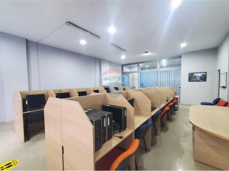 UFFICIO/AMBIENTE OPEN SPACE IN AFFITTO- VIA VACE ZELA