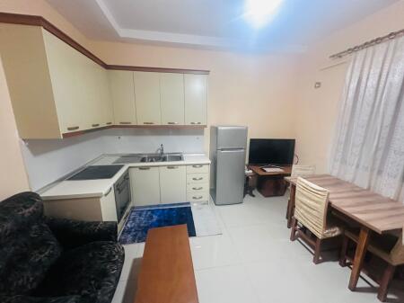 5 Maji Jepet Apartament 1+1 Me Qera