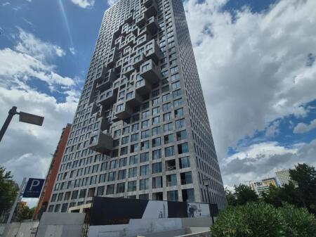 AMBIENT PER QERA TEK DOWNTOWN ONE, RRUGA E ELBASANIT