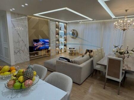 For sale, Luxury Penthouse – Near the Zoo, Tirana