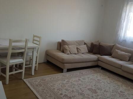 Apartament - Për Qira 2+1  NE LAPRAKE