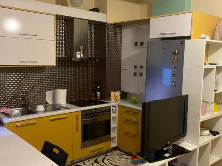 Shitet apartament 1+1 te Kopshti Botanik!