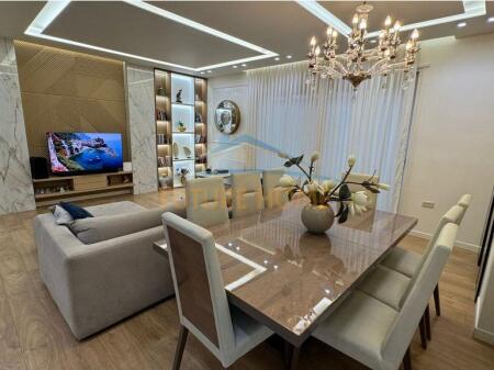 Penthouse for sale 3+1+2+parking space Zoological Garden