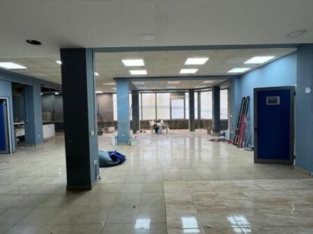 Qera, Ambient Biznesi, Rruga Ferit Xhajko, Tiranë.