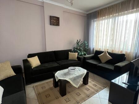 Apartament 1+1 me qera, Unaza e Re