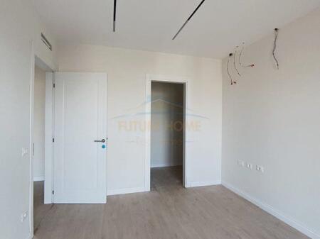 Shitet, Apartament 2+1, Jordan Misja, Tiranë.