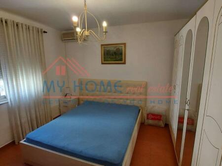 Apartament 1+1 me qera tek Shallvaret ne Tirane