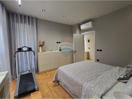 APARTAMENT+PARKIM PER SHITJE RR.KOSOVARVE