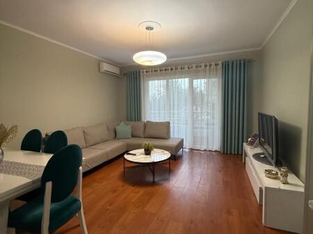 Affittasi appartamento 2+1 al Lago Secco