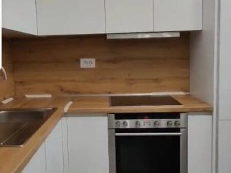 🏠 Shtepi  me qera,  Pallat i Ri  1+1    Elar13 13860