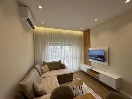 Jepet me qera apartament 1+1+post parkimi, Ali Demi, Rezidenca Kaimi