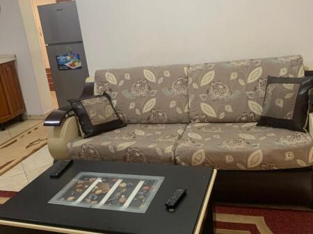 SHTËPI ME QIRA –📍 Zona: Bulevardi i Ri