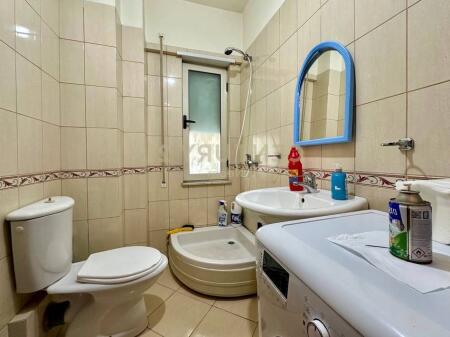 QIRA, APARTAMENT 2+1+2 ME POST PARKIMI.