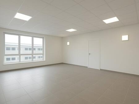 UFFICIO IN AFFITTO VICINO A DELIJORGJI!
