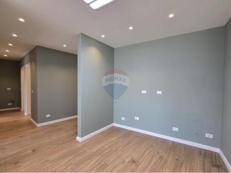 Zyre me qira tek Lake View !