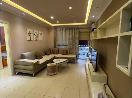 Qera, Apartament 2+1, Fresku, Tirane.