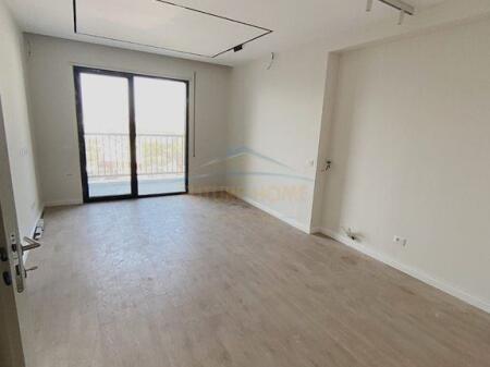 Apartment 2+1+2+Parking Space for Sale, El Bavo, New Boulevard