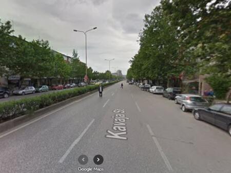 Vile 4 kate + shtepi 1 kateshe ne shitje ne rrugen e Kavajes ne afersi te Globe ne Tirane (ID 4151115)