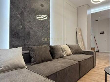 SUPER APARTAMENT ME QERA 2+1 NE DURRES !