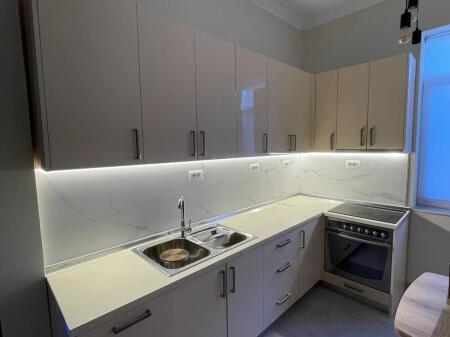 APARTAMENT ME QERA 1+1 RRUGA E DIBRES 500 EURO