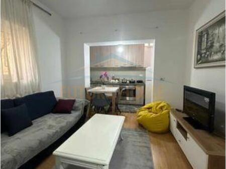 Vendita, Appartamento 3+1, Brryli, Tirana.