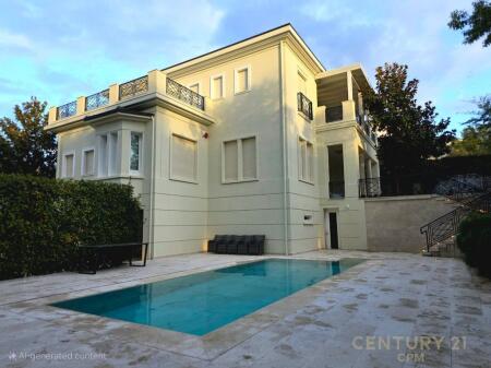 VENDIAMO VILLA DI LUSSO A ROLLING HILLS