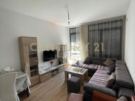 APARTAMENT I TIPOLOGJISE 2+1 ME QIRA, TEK ISH-DOGANA, TIRANE!