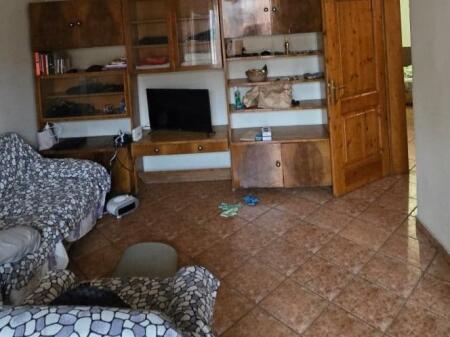 🏠 Shtepi  me qera,  Pallat Egzistues  2+ 1     💶 Elar2 13863