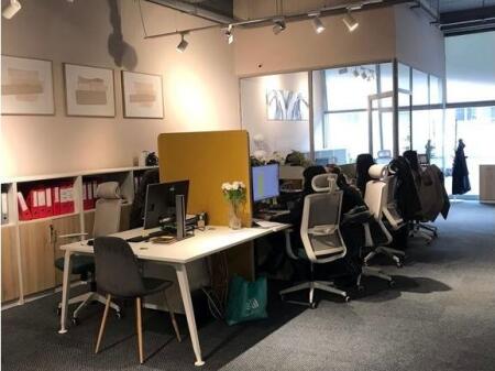 Zyre me qira , Condor Center