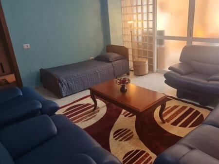 🏠 Shtepi  me qera,  Pallat i Ri  2+1