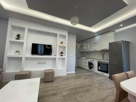 Shitet Vilë 2-Katëshe e Bashkëngjitur në Golem – 3 Dhoma Gjumi | 2 Tualete | Oborr Privat 🌴 150,000 €