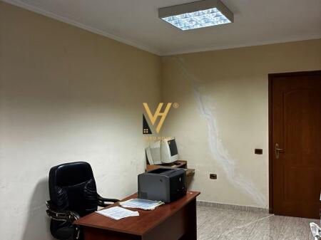 FOR SALE SPACE 18 M2 AT MYSLYM SHYRI 100,000 EURO