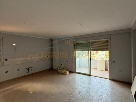 For sale, Apartment 2+1+2, Dry Lake, Tirana