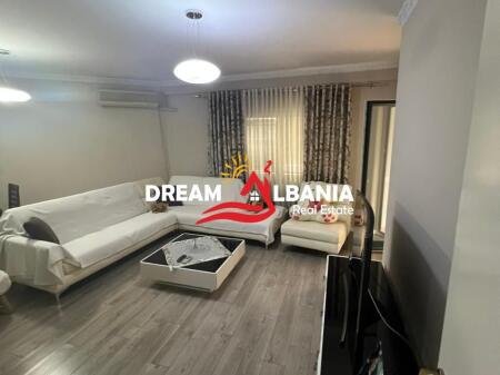 Apartament 2+1+2 Ne Shitje Te Ish Stacioni I Trenit (ID 41212122)