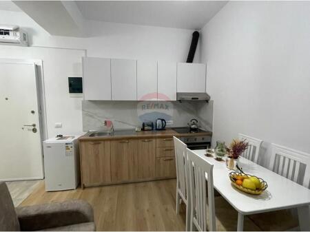 Apartament 1+1 me Qira tek Kompleksi Mangalem