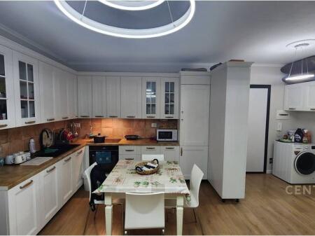 SHESIM APARTAMENT 1+1 I MOBILUAR NE YZBERISHT!