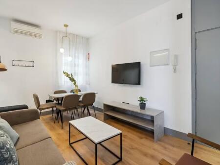 Apartament Me Qera 2+1 Tek Kodra e Diellit (ID B2201596) Tirane