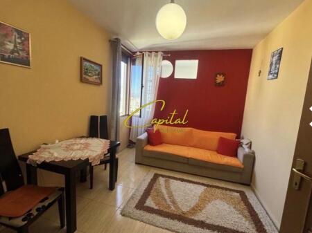 APARTAMENT ME QERA 1+1 RRUGA E BOGDANEVE 70.000 LEKE