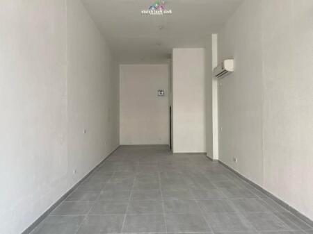 Dyqan Me Qera Ne Bllok (ID BD21759) Tirane