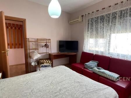 Apartment 1+1 for rent in the center near 9 Kateshet