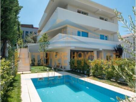 Qera, Vile me Pishine, Akacia Hills, Mjull-Bathore