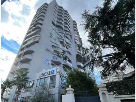 AMBIENT BIZNESI PER QIRA PRANE SKYTOWER, ISH BLLOK !!