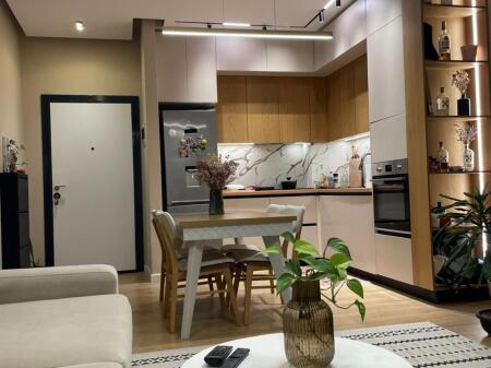 📌 Jepet me Qira Apartament 1+1 + Depo – Golden Park 3