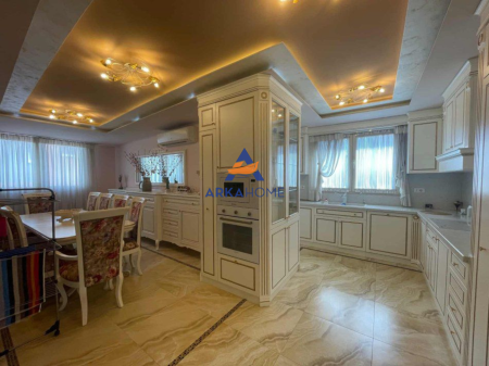 ATTICO IN VENDITA CON VERANDA 4+1 "VIA PETI, COMPLESSO “FERRARI”, LAGO ASCIUTTO" 424.000 EURO