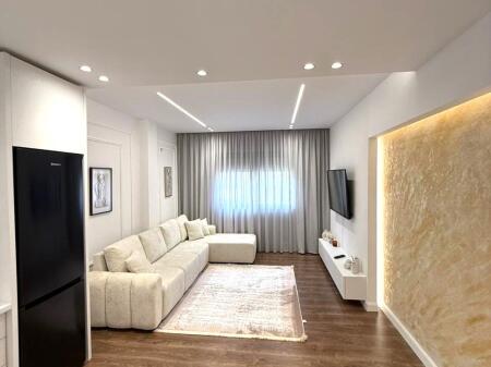 Shitet Apartament 1+1 I mobiluar ne Astir Super Investim! 📍 Astir, Bulevardi Migjeni