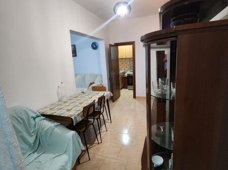 AFFITTASI APPARTAMENTO 2+1 A CEZMJA FERRES  DURRES