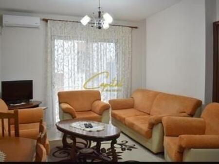 APARTAMENT ME QERA 2+1 PROKURORIA E TIRANES 650 EURO