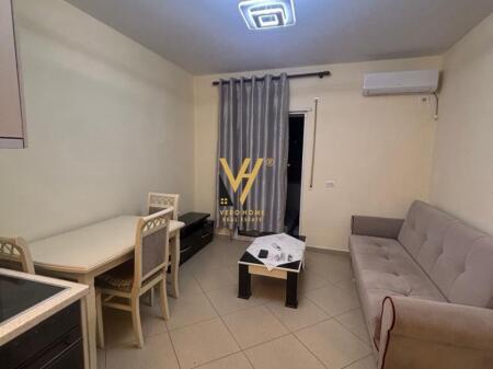 JEPET APARTAMENT 1+1 ME QERA TE RRUGA E DIBRES 480 EURO