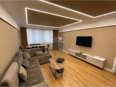 Duplex 2+1+2 in the center of Tirana!